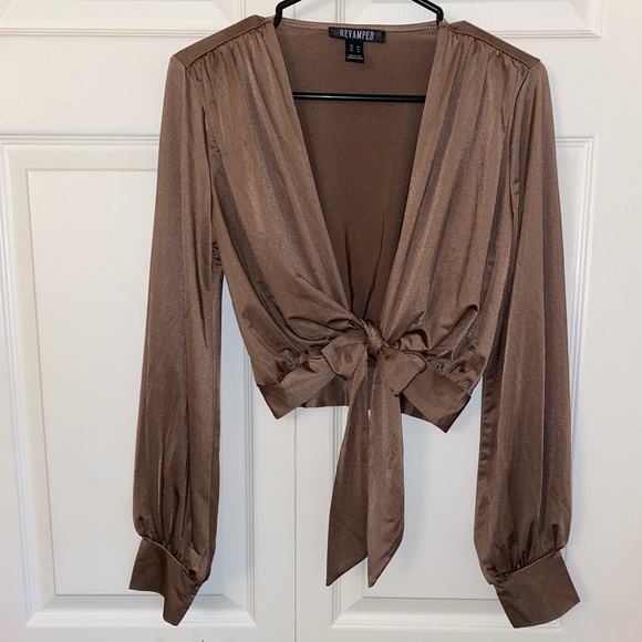 Revamped Champagne Front Tie Top - Picture 1 of 2